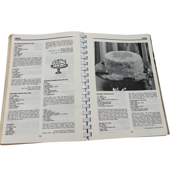 1965 Favorite Eastern Star Recipes Olde Family Favorites Cookbook, 2000 Recipes - Picture 7 of 10